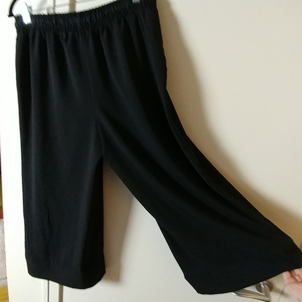 NY Collection cropped wide leg pants - Size M